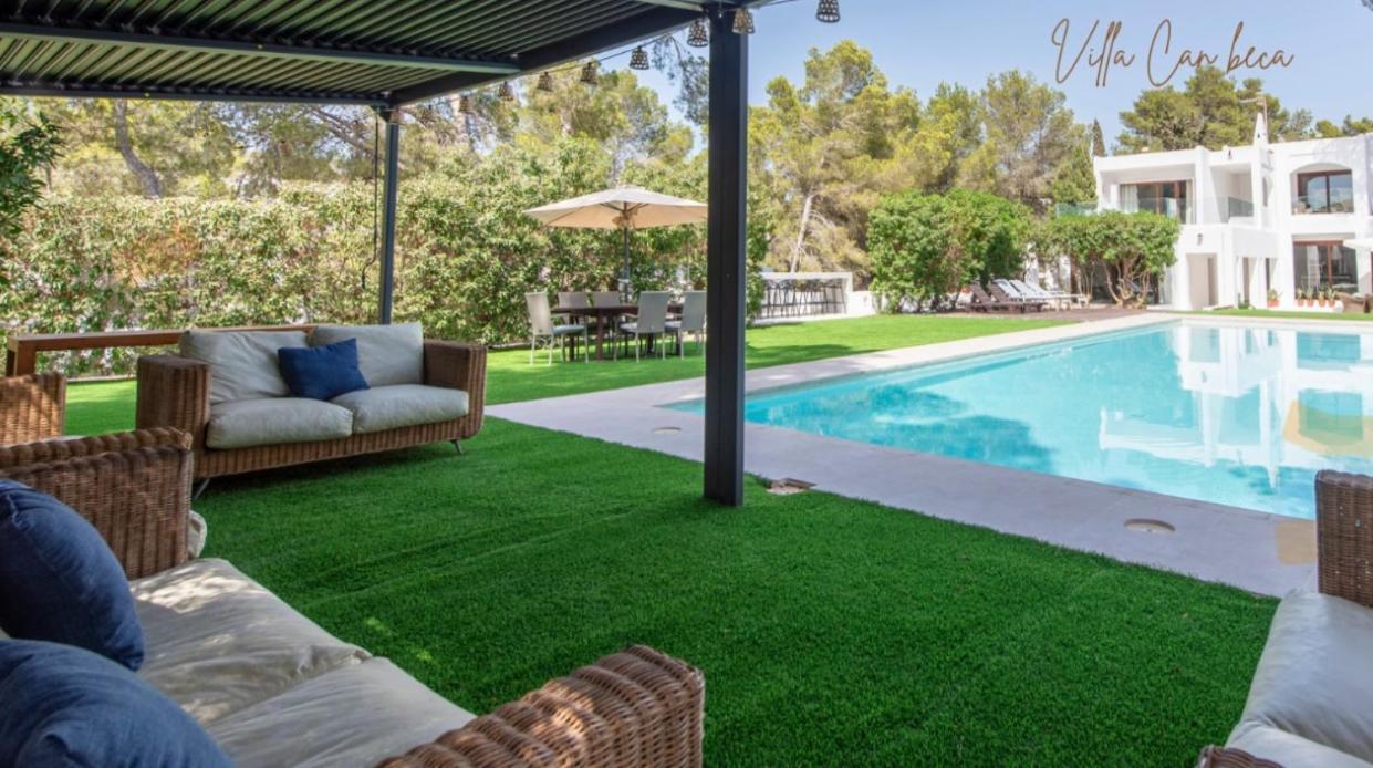 Villa Cala Tarida * Cala Tarida (Ibiza)